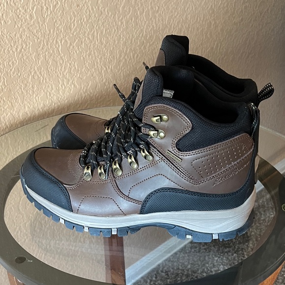 Eddie Bauer Men's Waterproof Hiking Boots - Picture 2 of 4